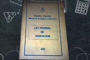 Promulgación de la Ley Federal de Educación